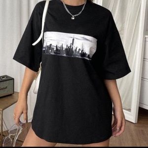 SHEIN Oversized Graphic Shirt